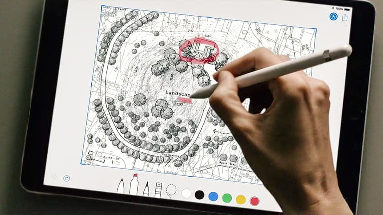 How to take a screenshot with an Apple Pencil