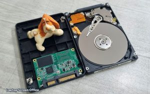 از کجا بفهمیم هارد لپ تاپ SSD است یا HDD؟ + ترفند تشخیص هارد SSD و HDD در ویندوز