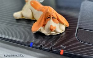 دلایل چشمک زدن چراغ باتری لپ تاپ + راه حل کاربردی