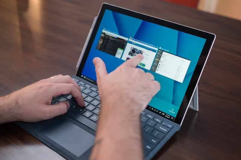 سایکل باتری سرفیس چیست؟ + پیدا کردن تعداد دفعات شارژ