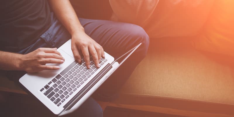 وب کم لپ تاپ کجاست؟ + تست و فعالسازی دوربین