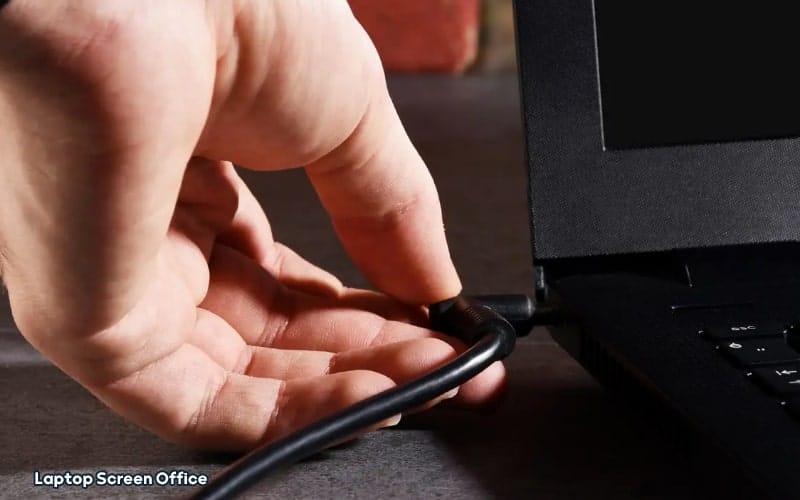 از کجا بفهمیم لپ تاپ شارژ شده است؟ + معرفی رنگ های چراغ باتری